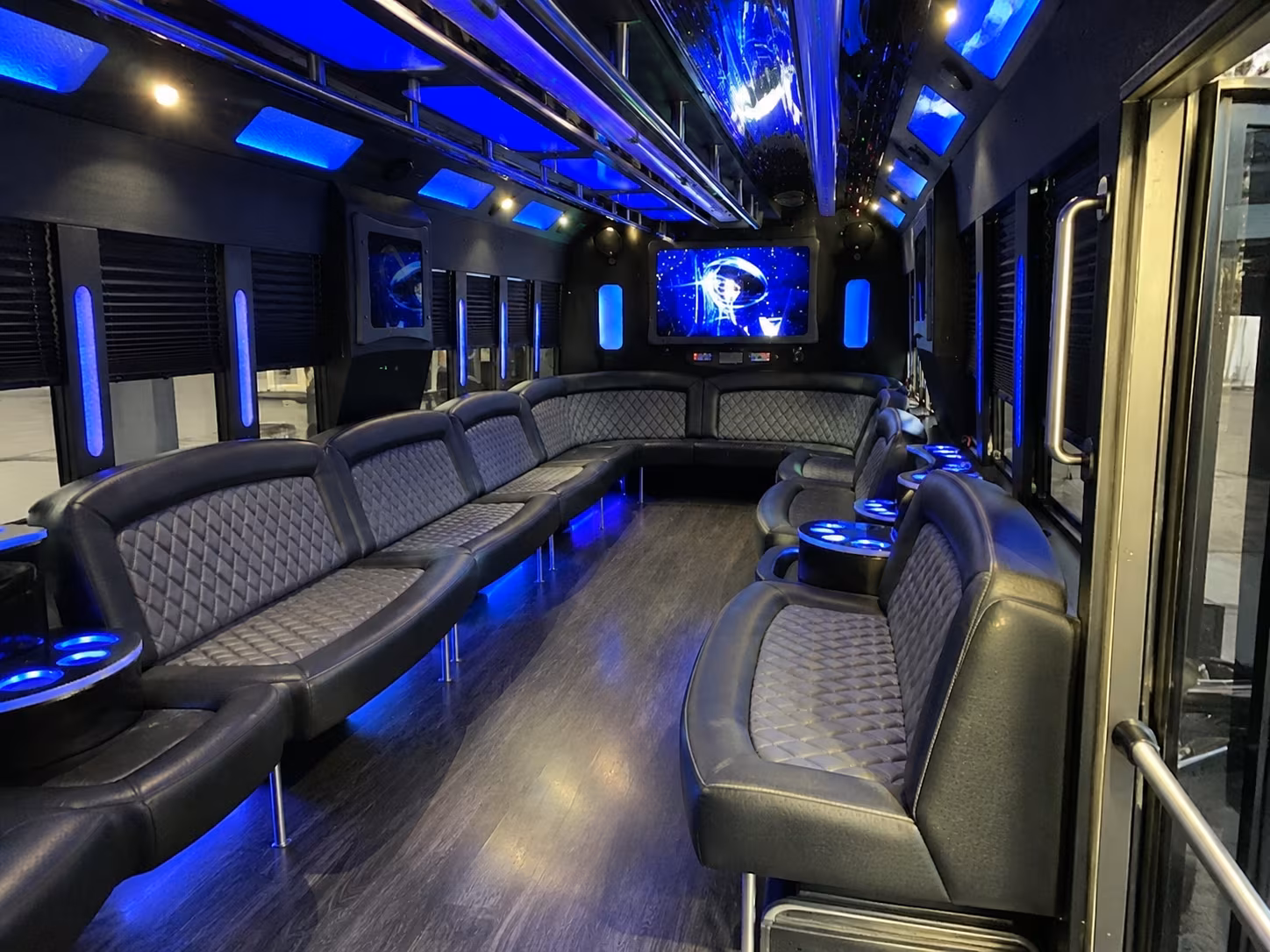 boise 28 passenger party bus interior