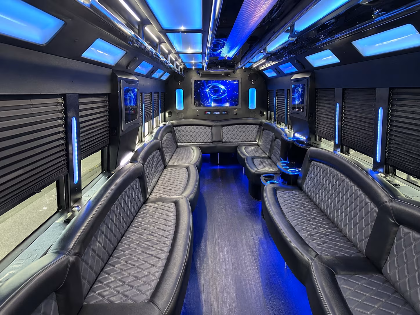 party buses to outlaw field at the idaho botanical garden