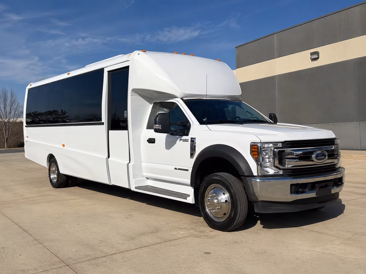 wedding buses and shuttle services for boise celebrations